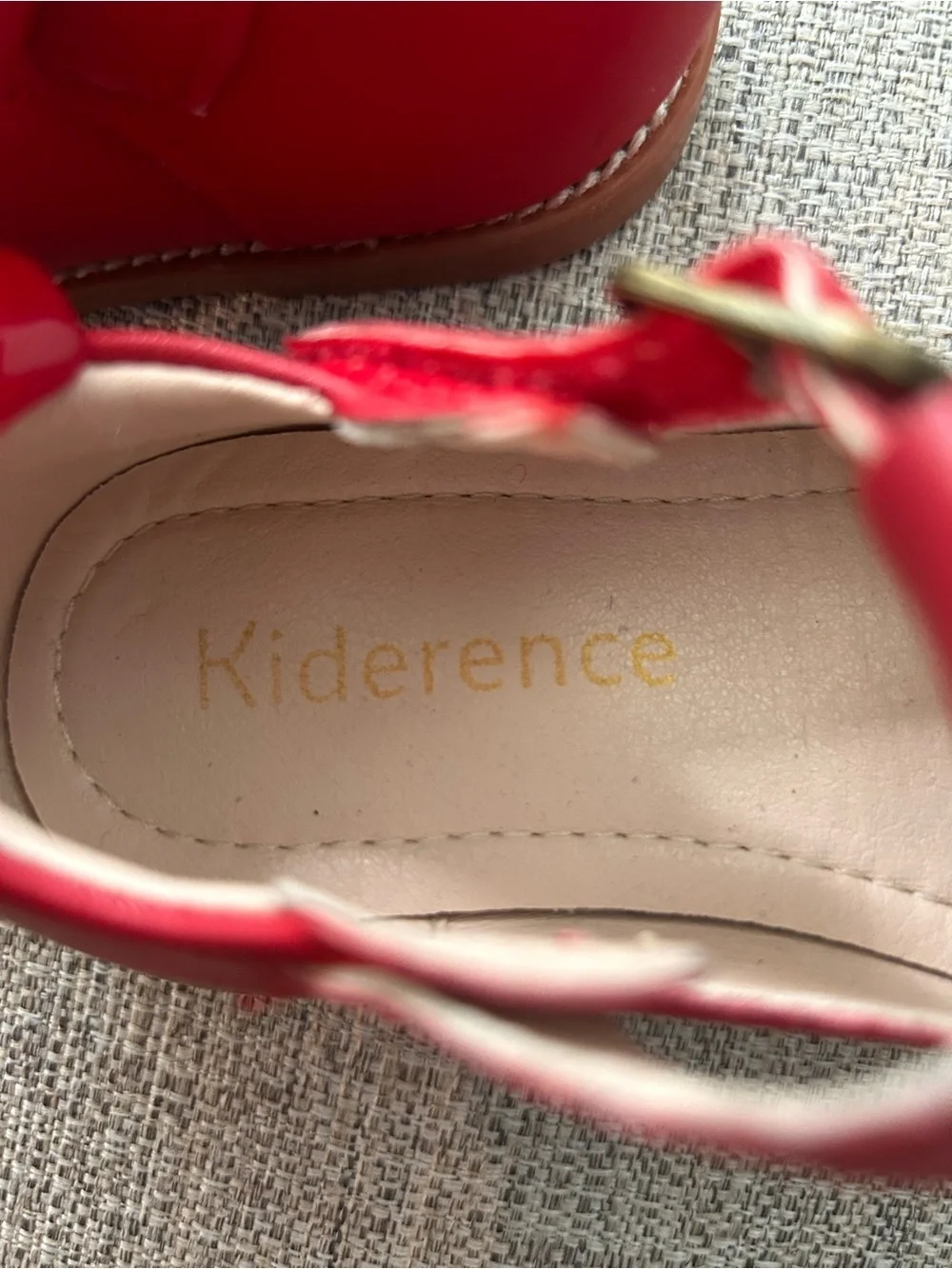 Kiderence Little Girls' Red Mary Jane’s Oxford Dress Shoes with Buckle. Size 9M